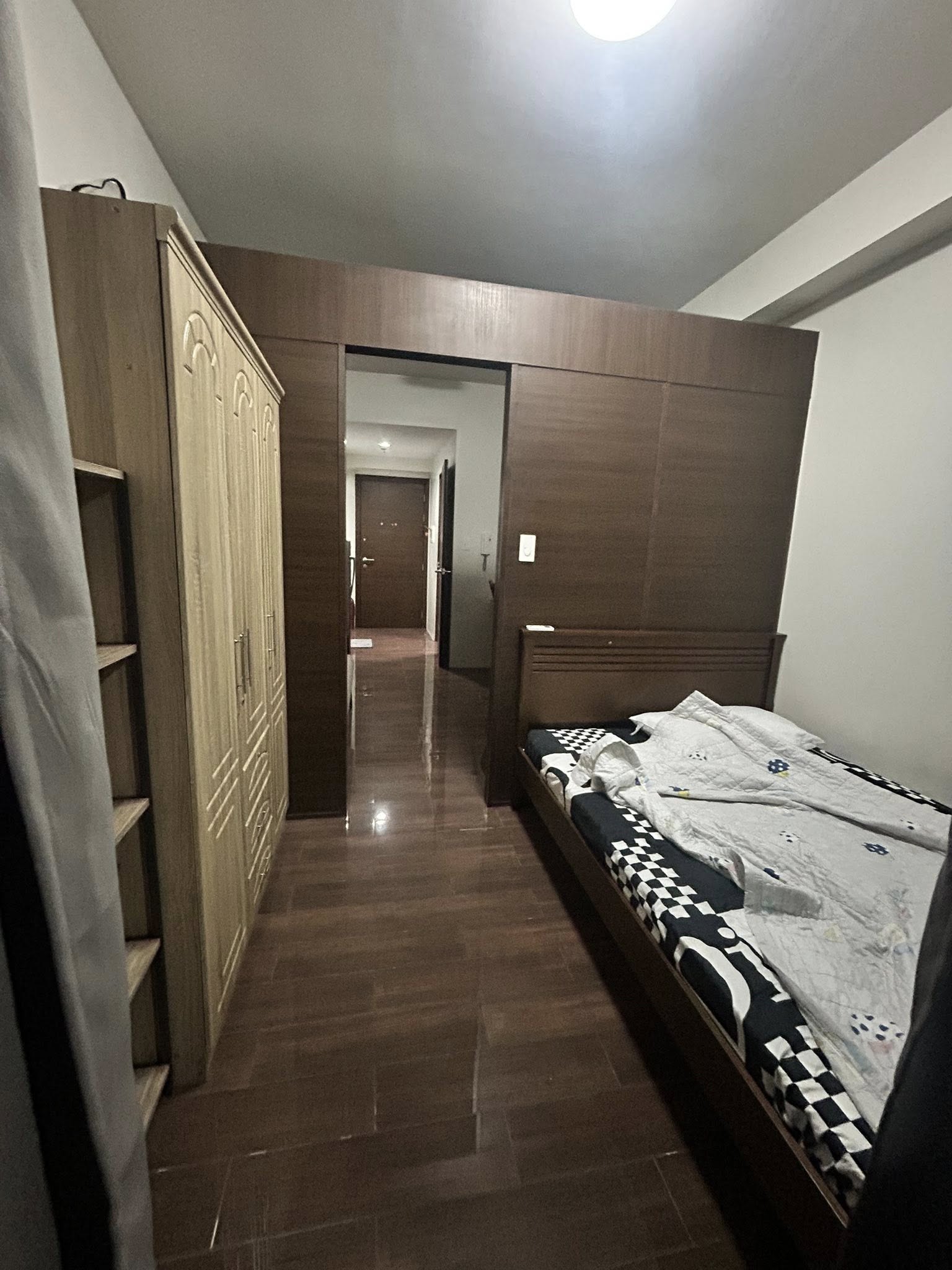 AIR RESIDENCES