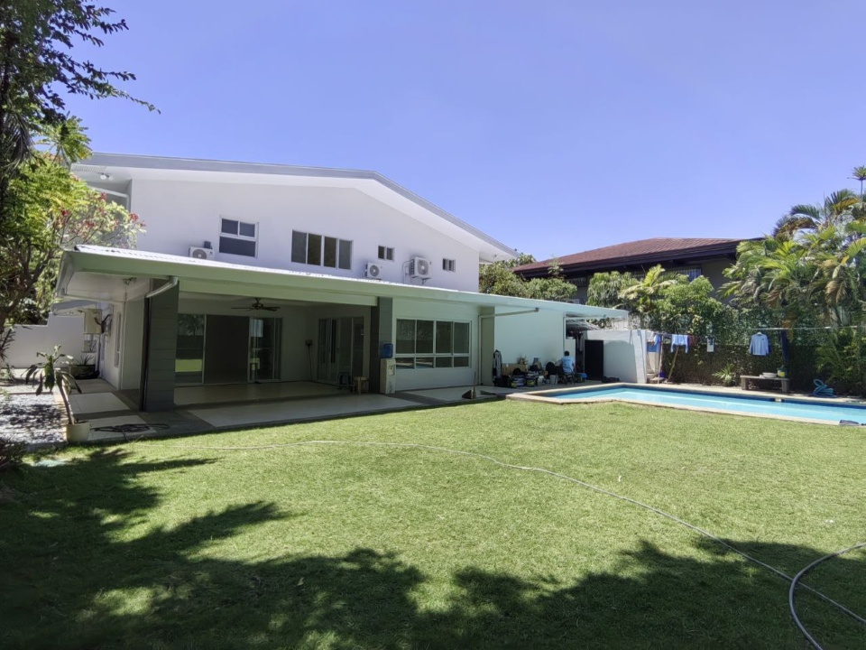 Villa For Rent in Dasmariñas