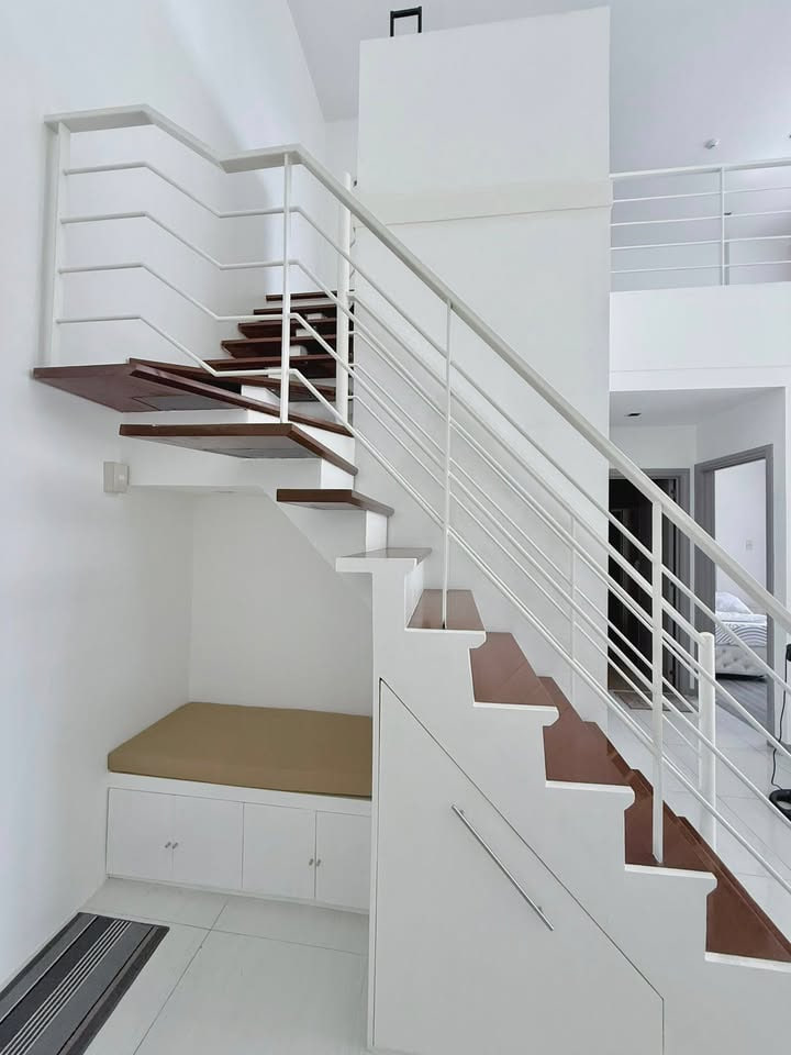 GRAMERCY RESIDENCES