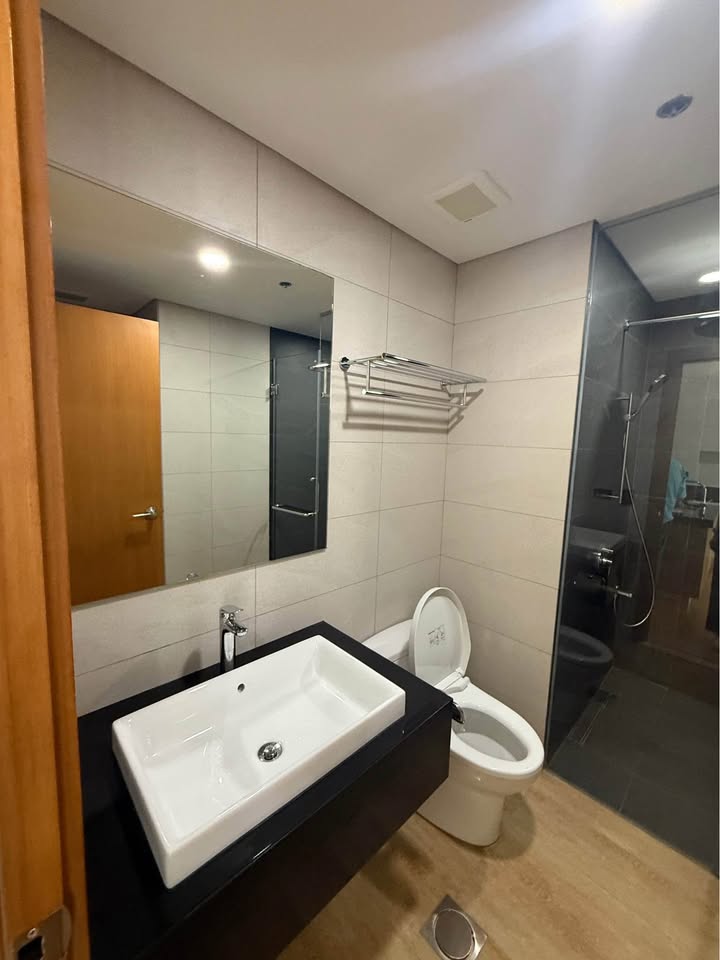 The Seasons Residences - Haru Tower