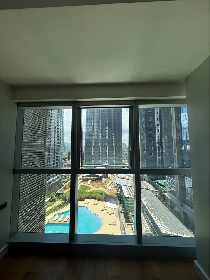 The Seasons Residences - Haru Tower