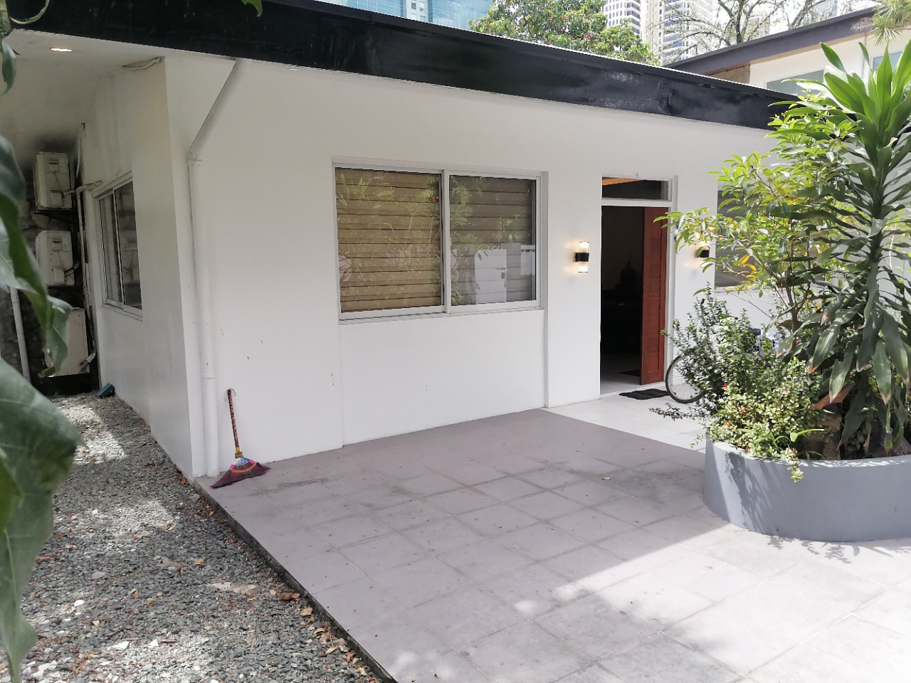 Apartment For Rent in Bel-Air