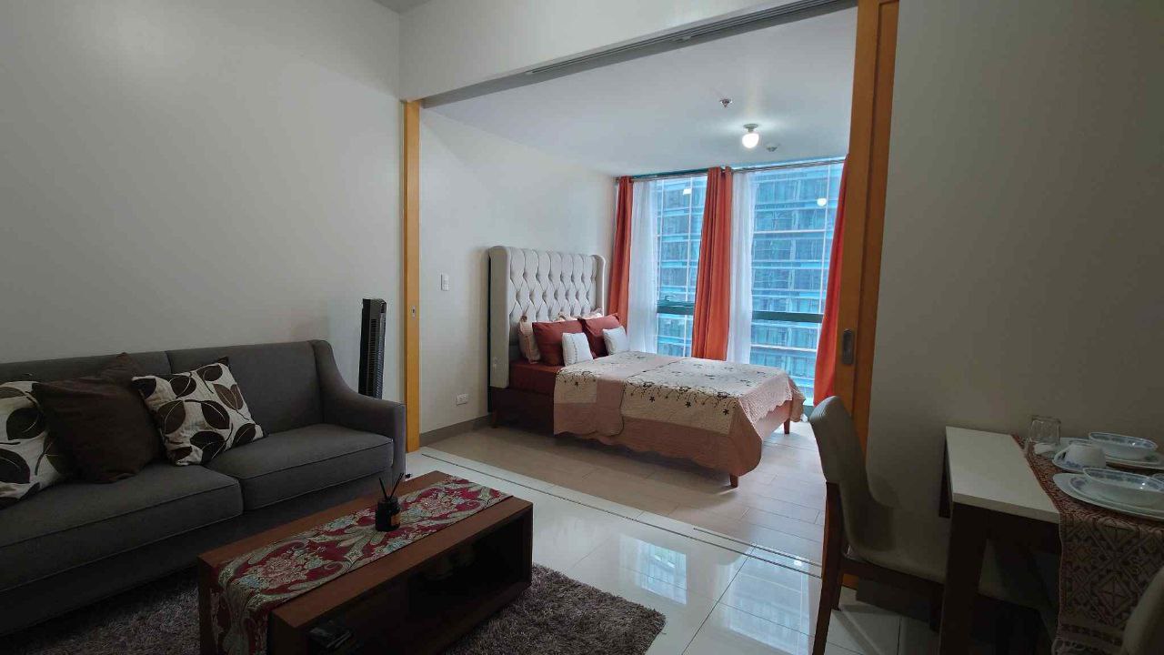 Apartment For Rent in Bonifacio Global City