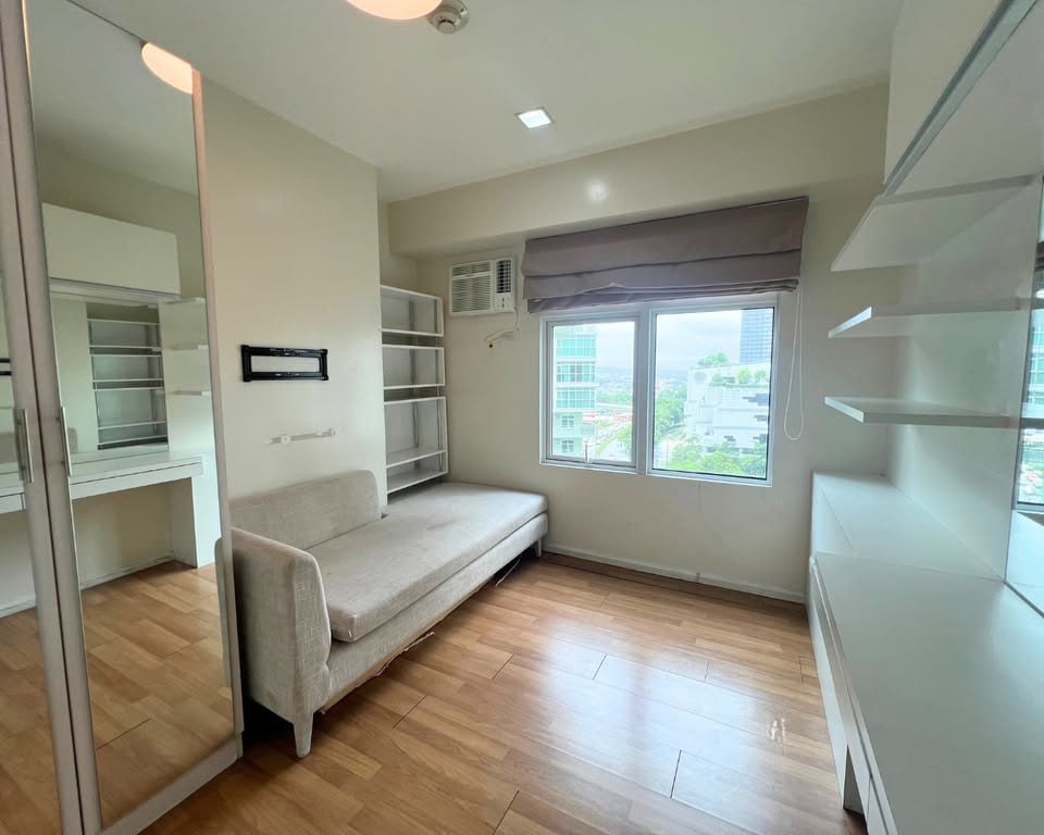 TWO SERENDRA