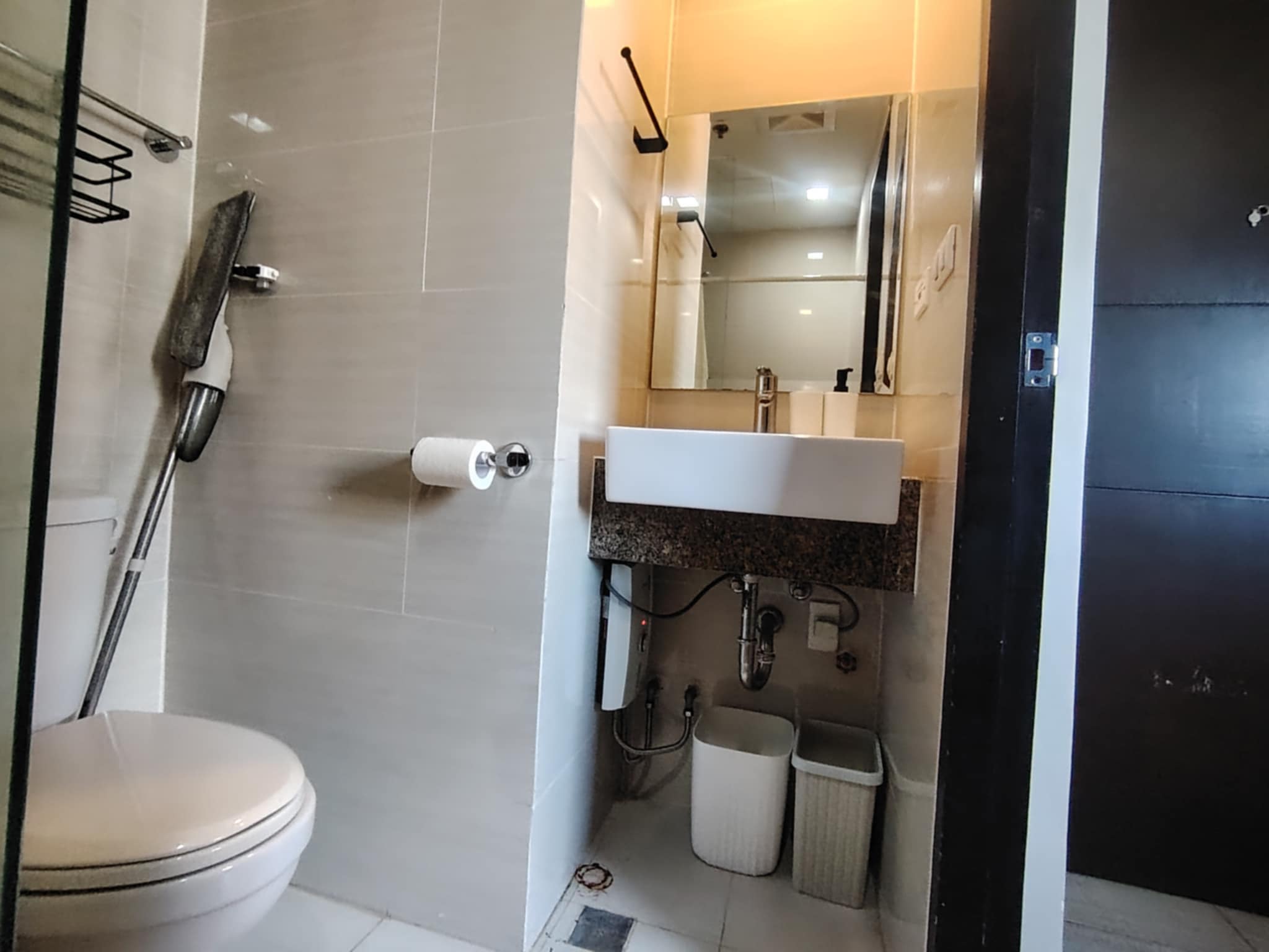 PASEO PARKVIEW SUITES