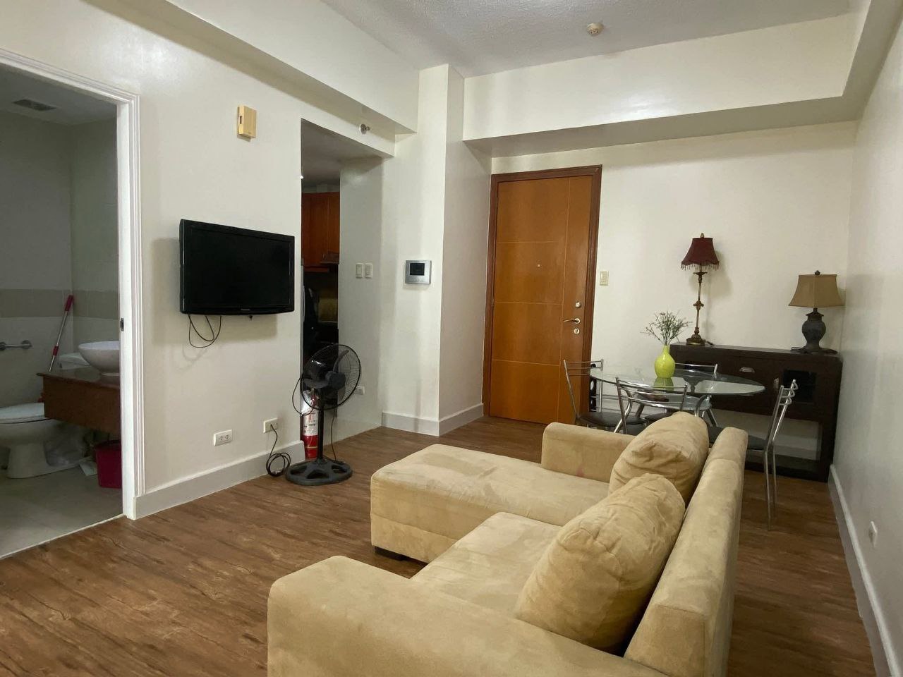 Apartment For Rent in Bonifacio Global City