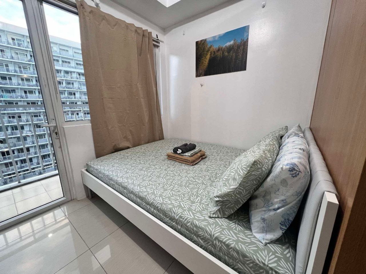 Apartment For Rent in Pasay Rotonda