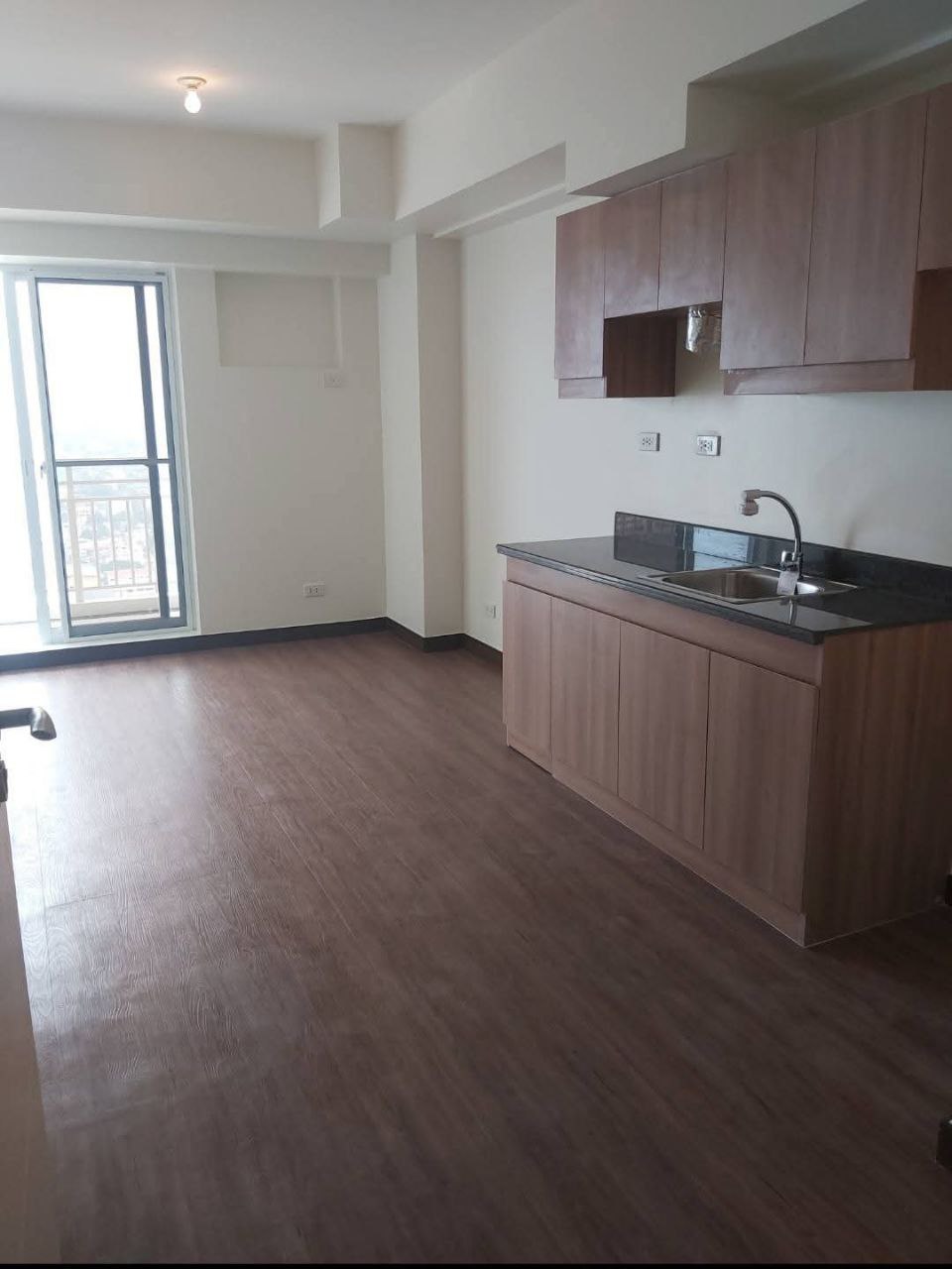 Apartment For Sale in Cubao