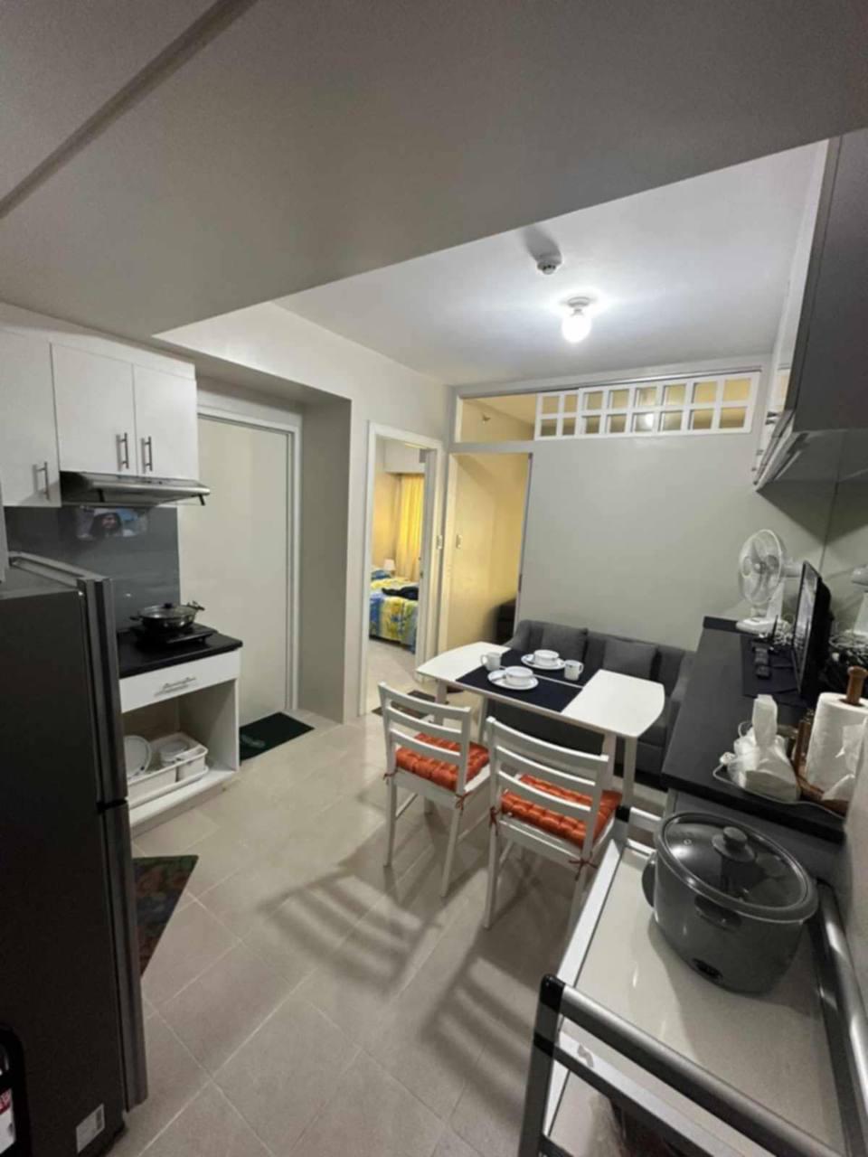 Apartment For Sale in Bonifacio Global City