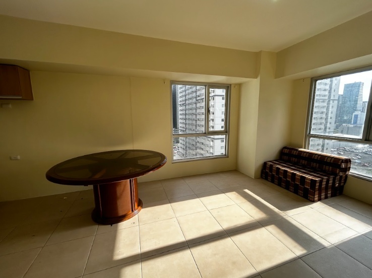 Apartment For Rent in Bonifacio Global City