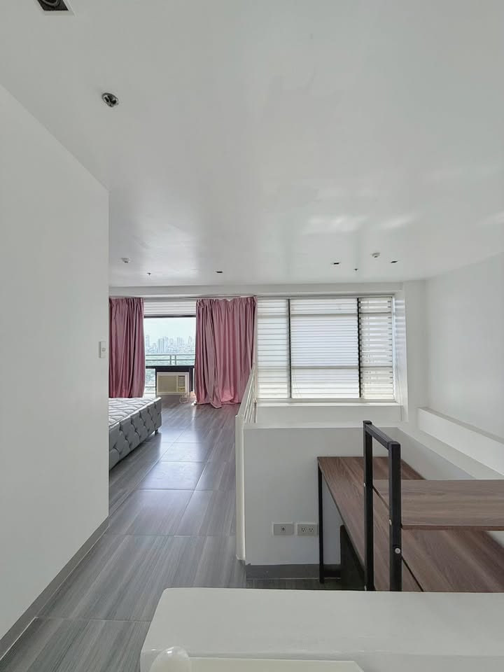 GRAMERCY RESIDENCES