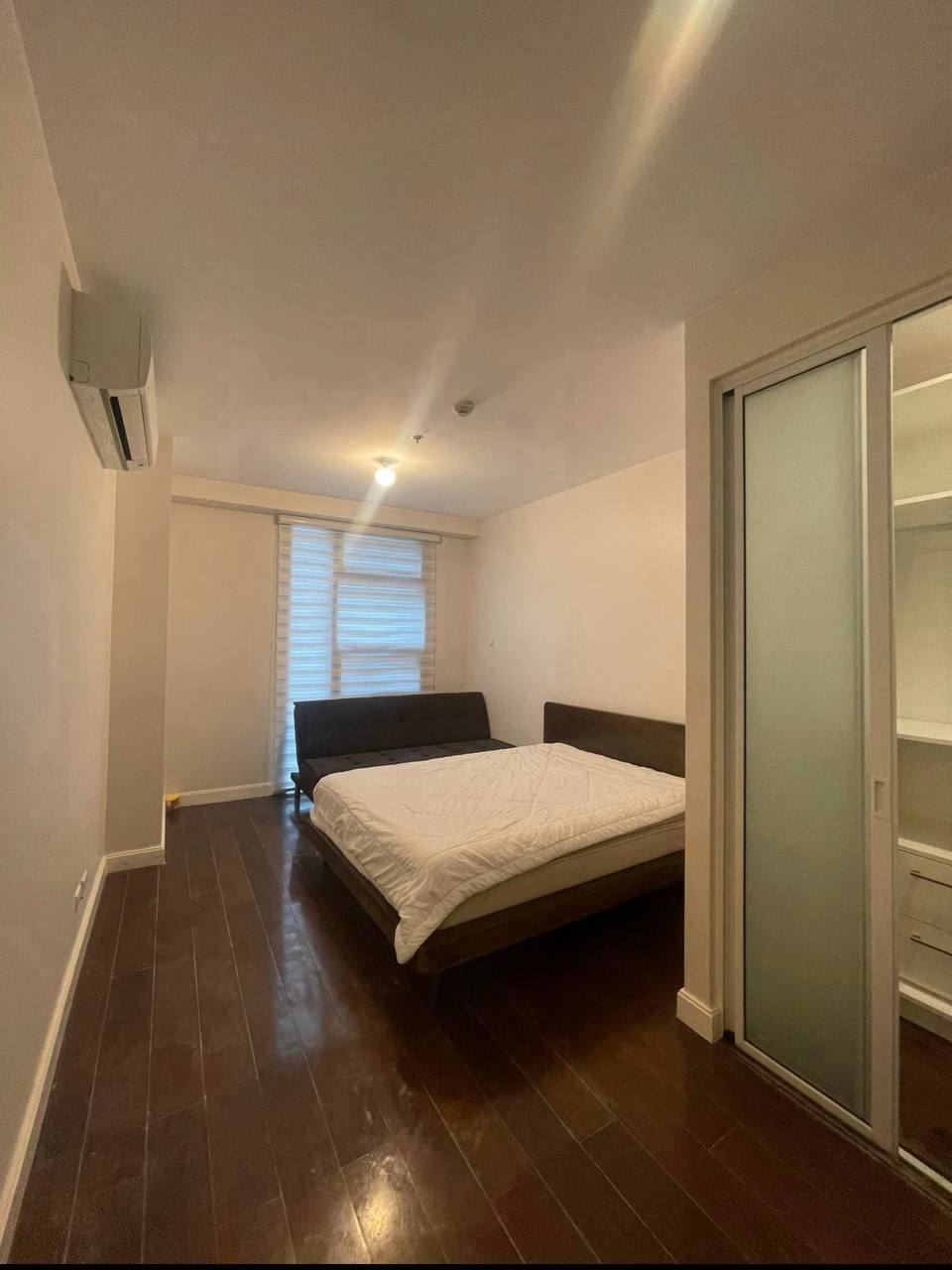 Condo For Sale in Western Bicutan