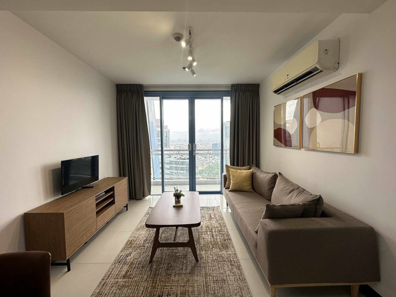 Condo For Sale in Salcedo Village