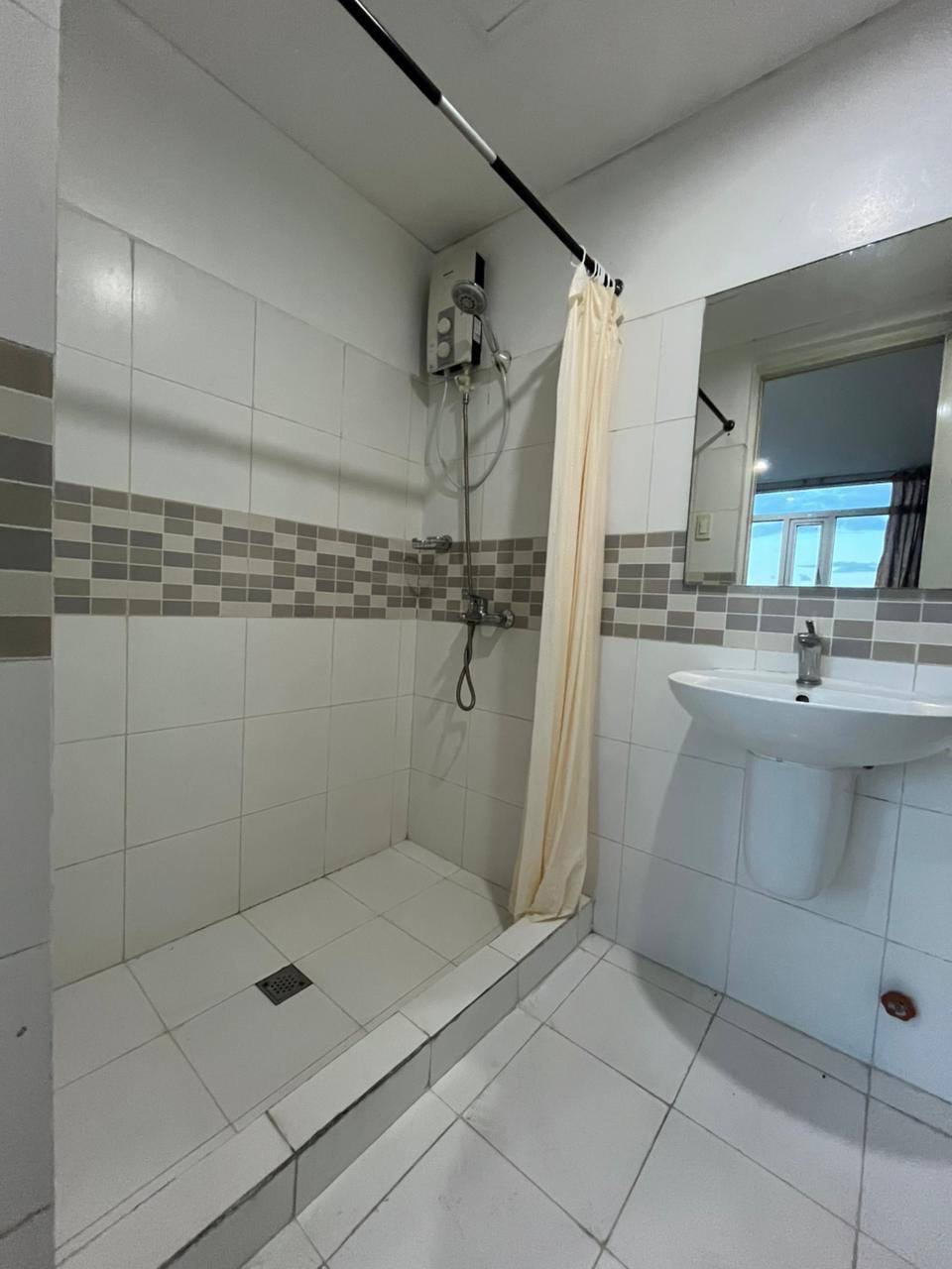 The Exchange Regency Residence Hotel