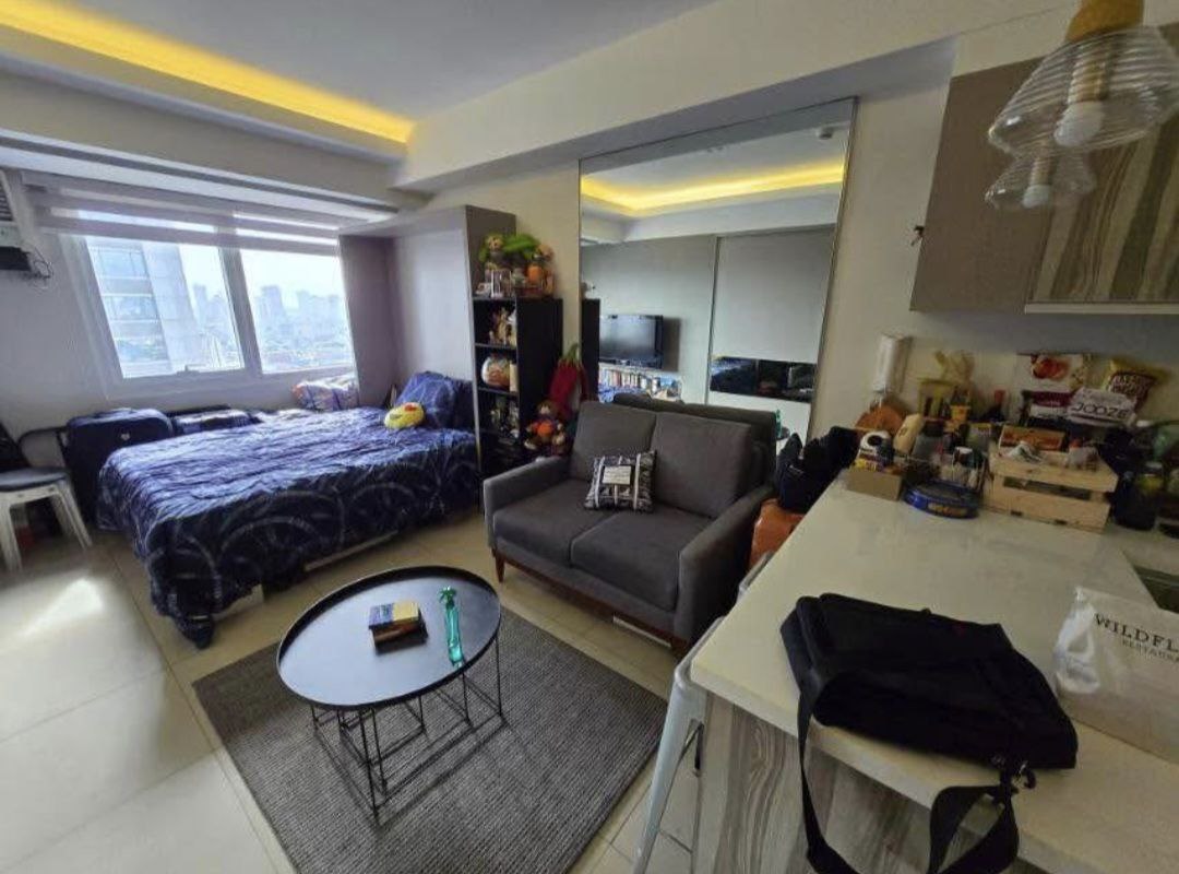 Apartment For Sale in Bel-Air