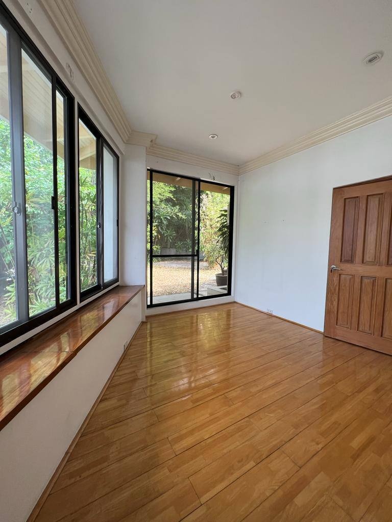 Villa For Rent in Dasmariñas
