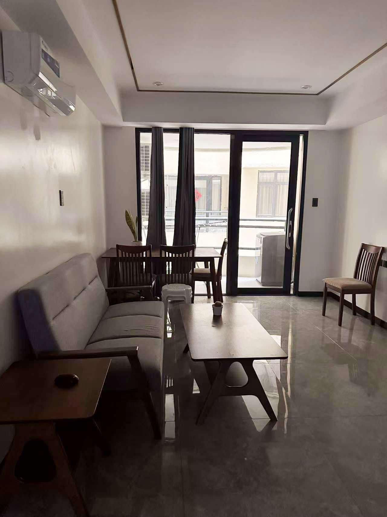 MARINA RESIDENCES 