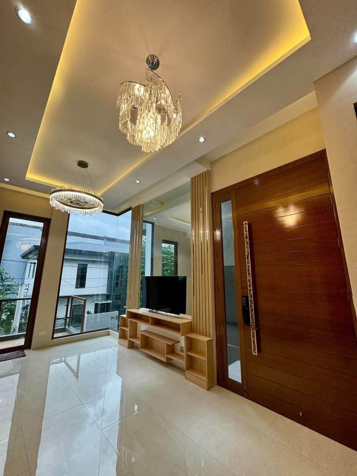 Greenwoods Executive Village