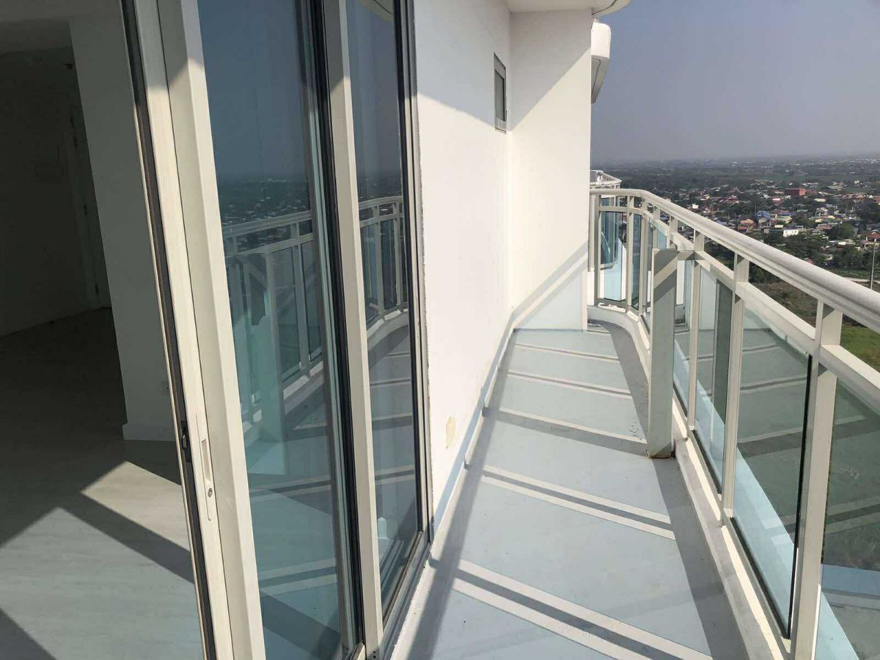AZURE NORTH RESIDENCES IN PAMPANGA