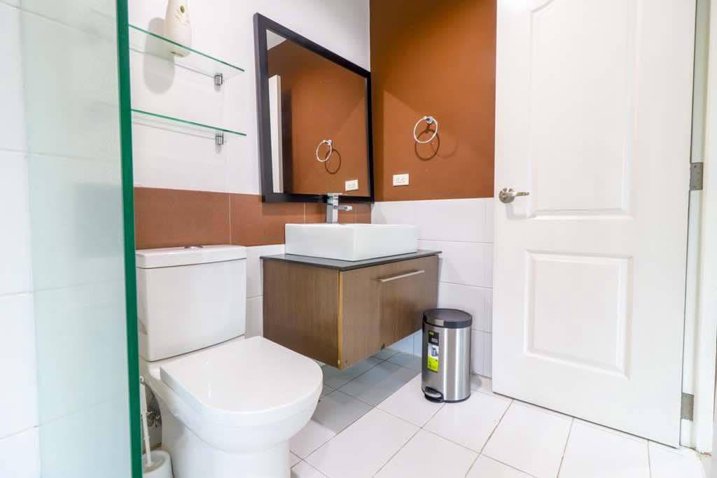 Apartment For Rent in Bonifacio Global City