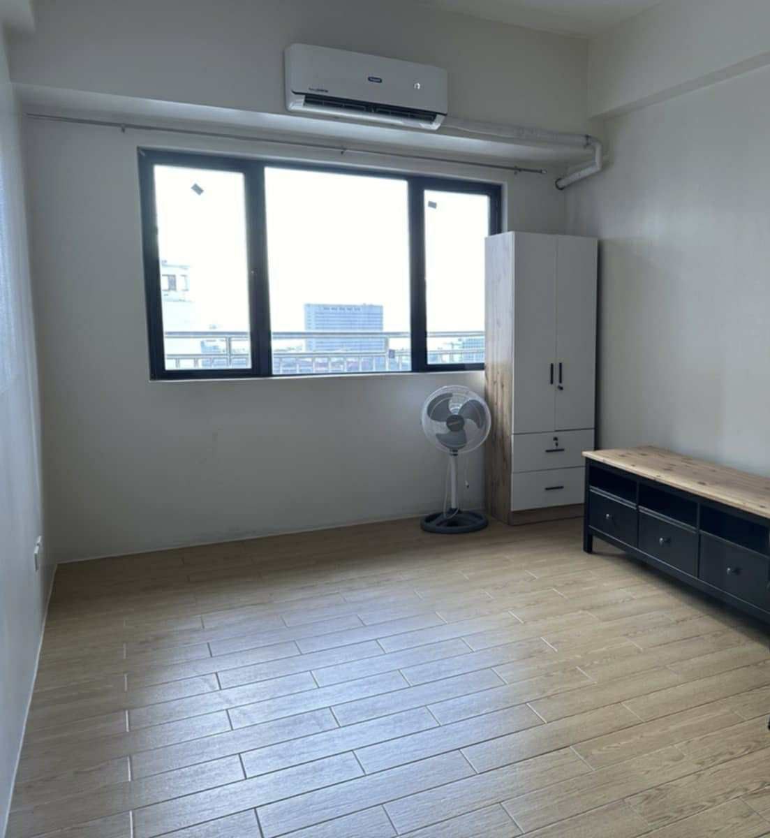 Apartment For Sale in Malate