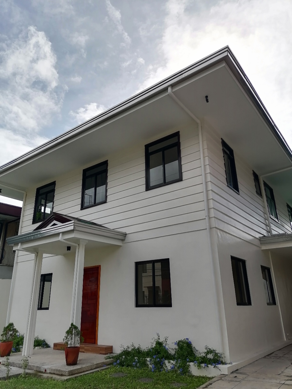 Condo For Rent in Magallanes