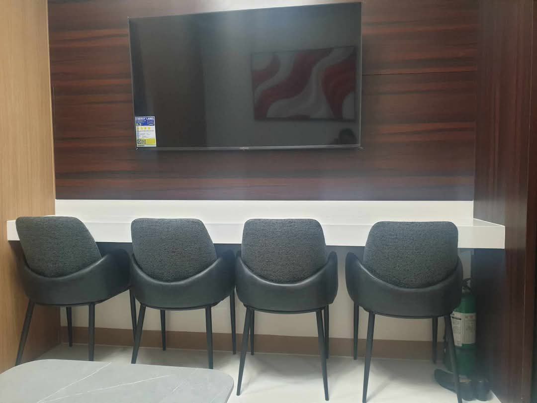 Apartment For Rent in Legazpi Village
