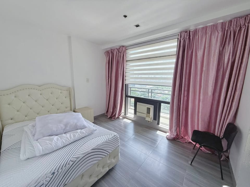 GRAMERCY RESIDENCES