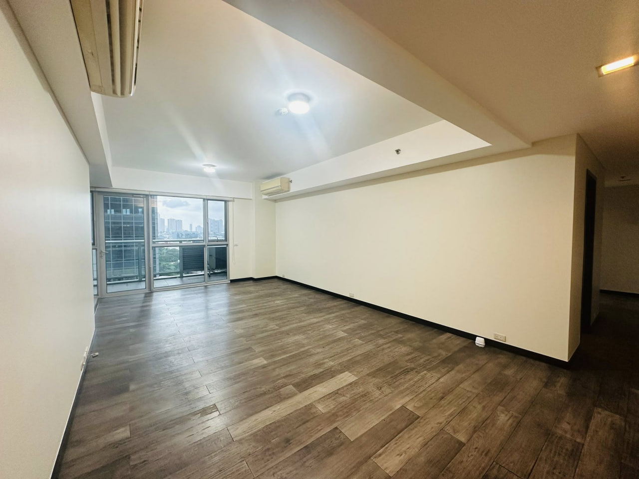 Condo For Sale in Bonifacio Global City