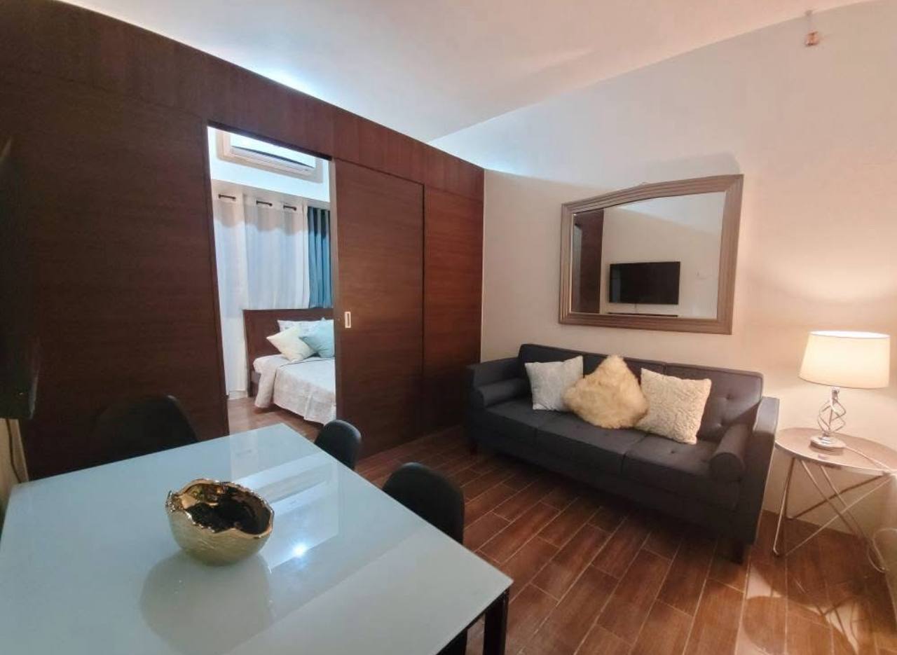 AIR RESIDENCES