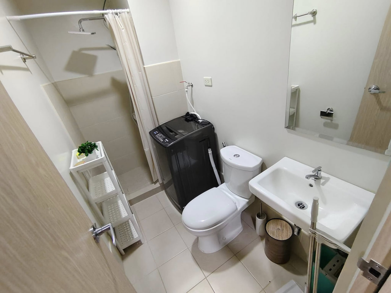 CHARM RESIDENCES