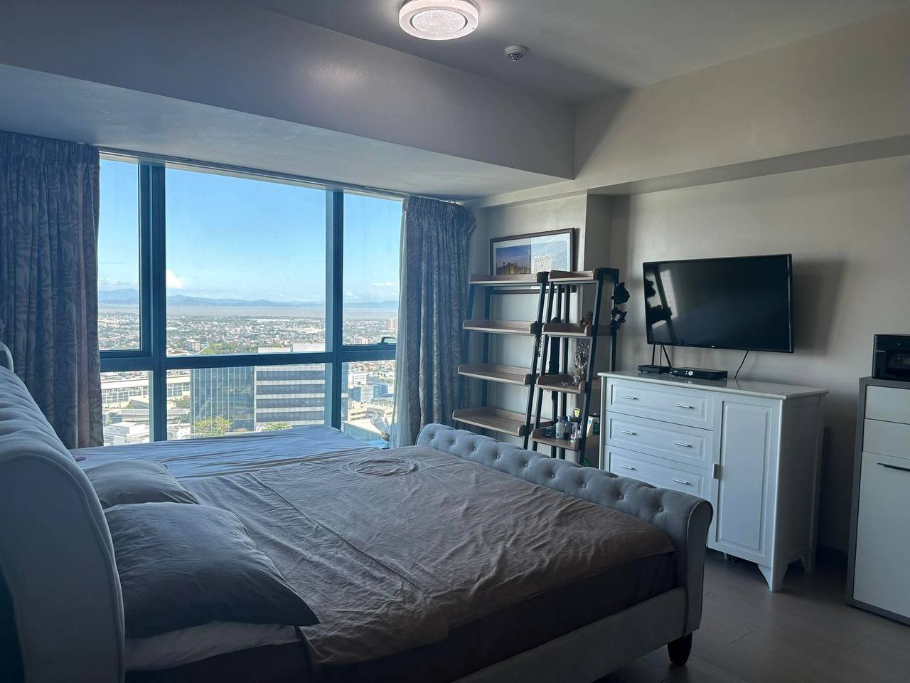ONE UPTOWN RESIDENCE