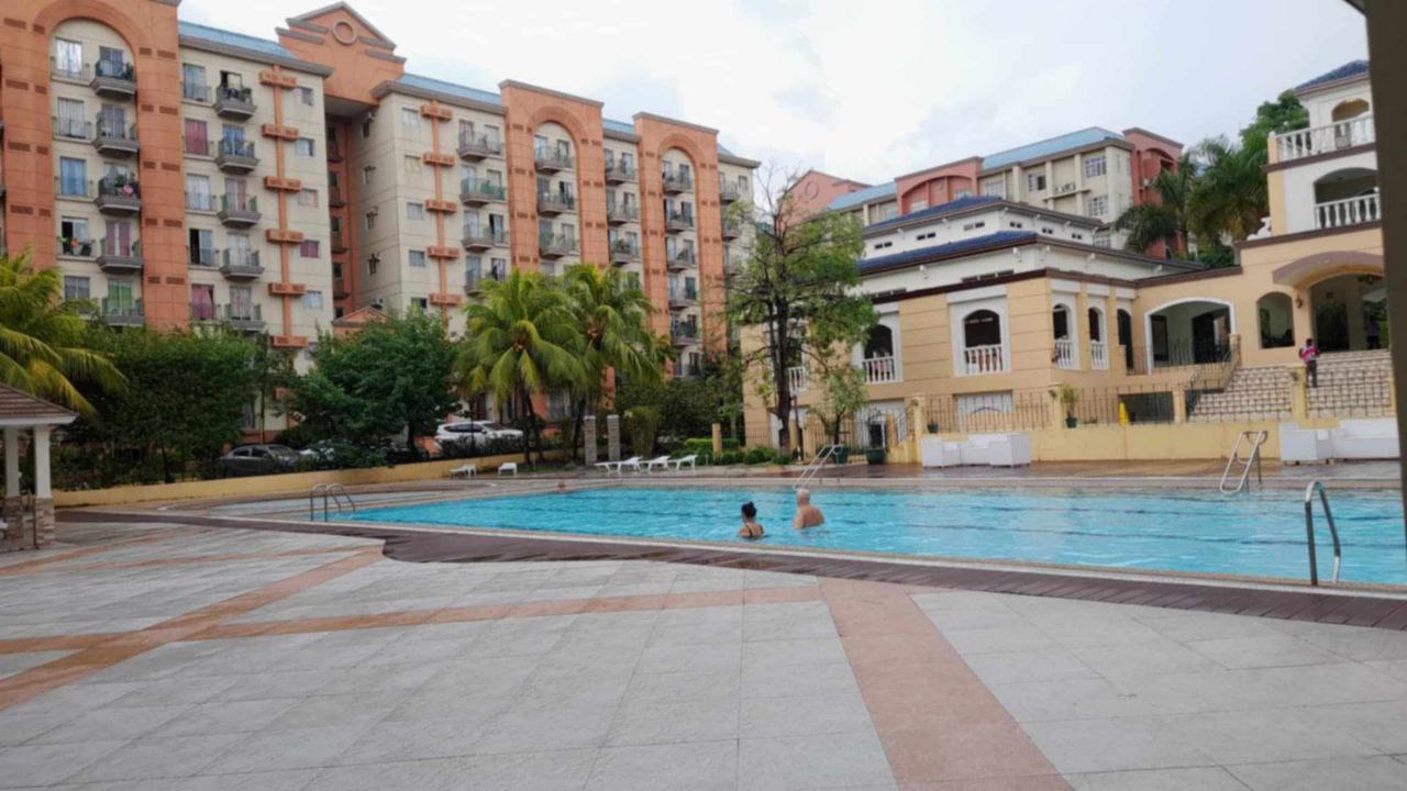 Condo For Rent in Moonwalk