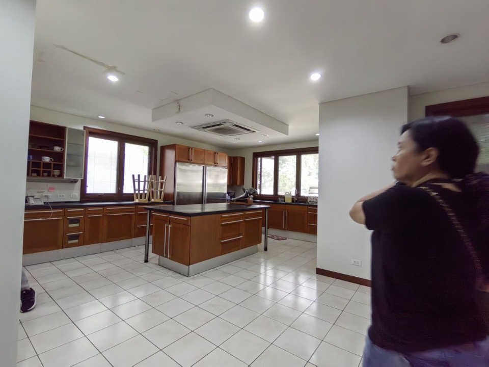 Villa For Rent in Dasmariñas