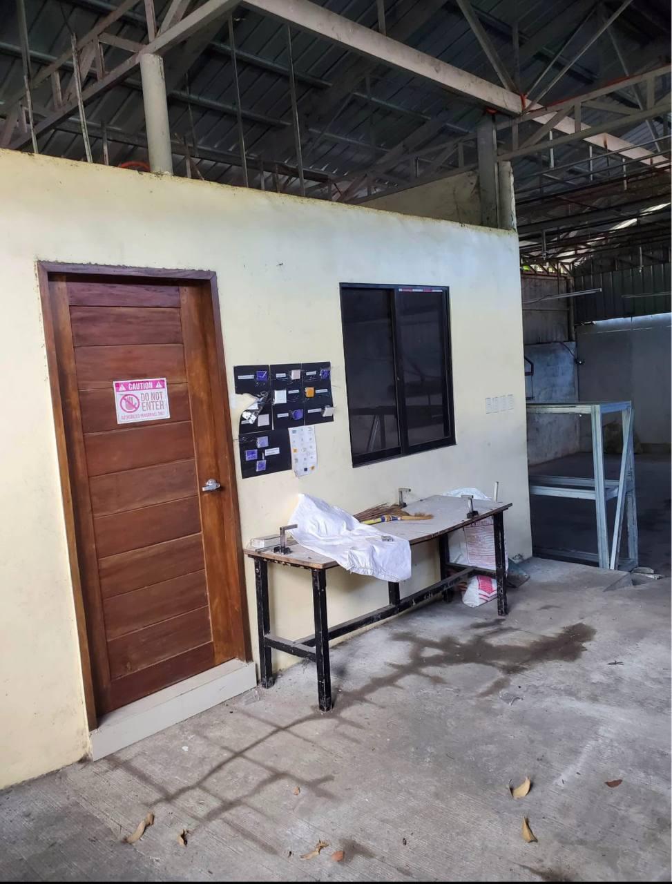 MORONG RIZAL WAREHOUSE