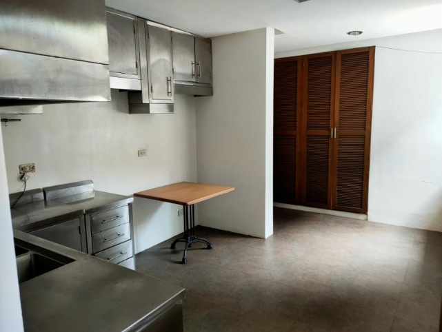 Villa For Rent in Dasmariñas