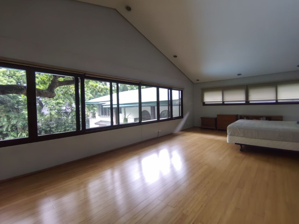 Villa For Rent in Dasmariñas