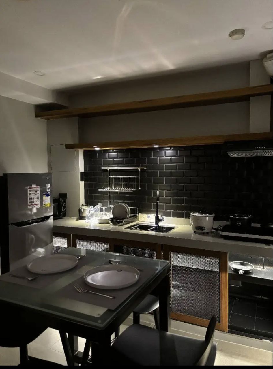 VIRRA CONDOMINIUM