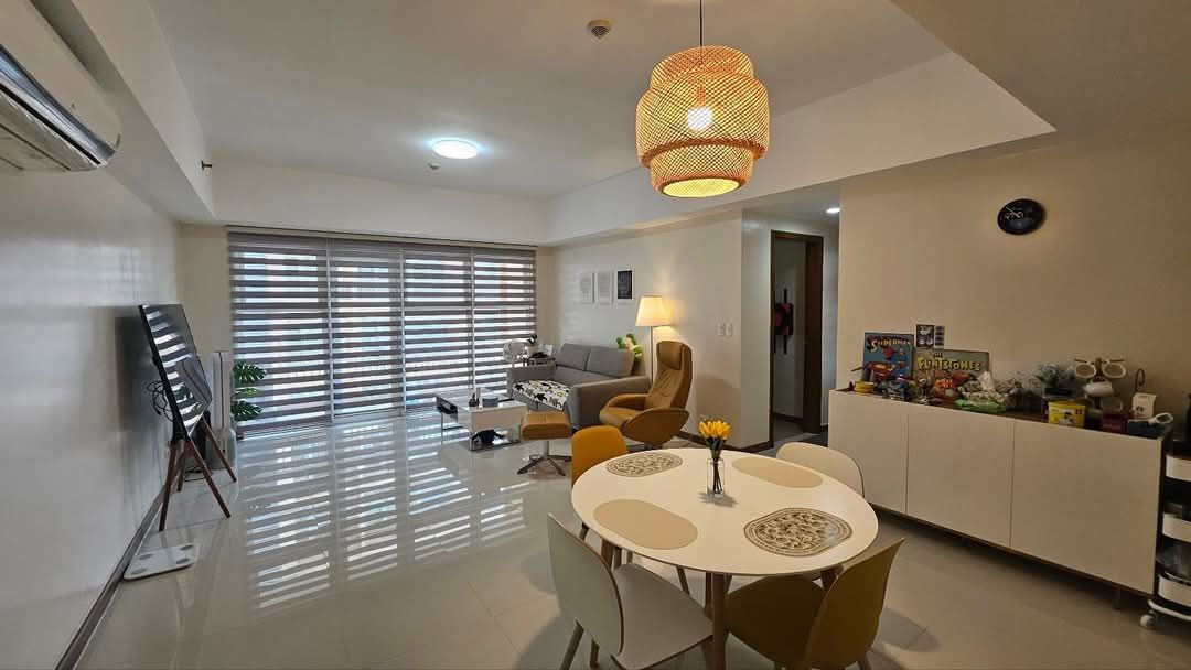 THE VENICE LUXURY RESIDENCES