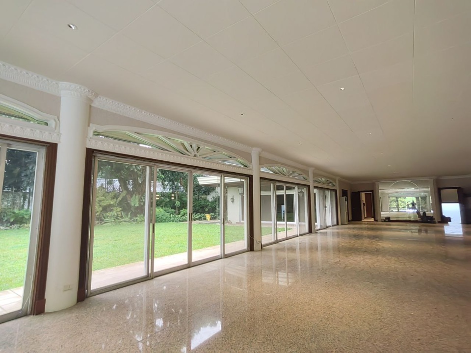Villa For Rent in Dasmariñas