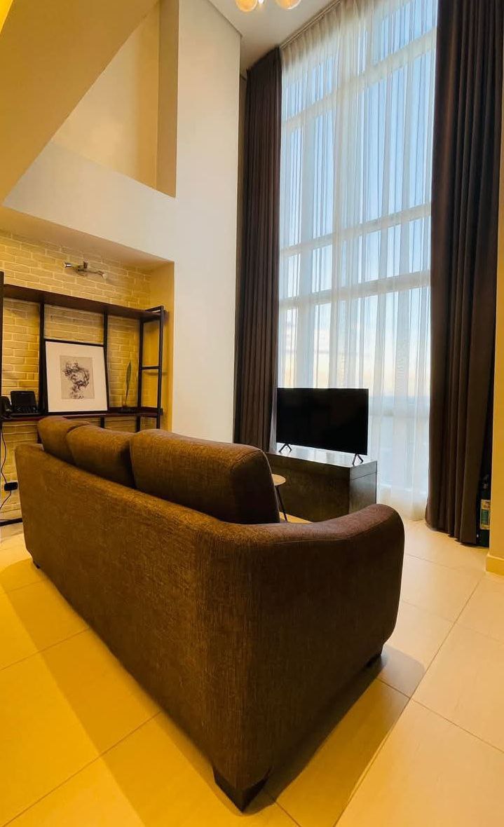 Apartment For Rent in Highway Hills