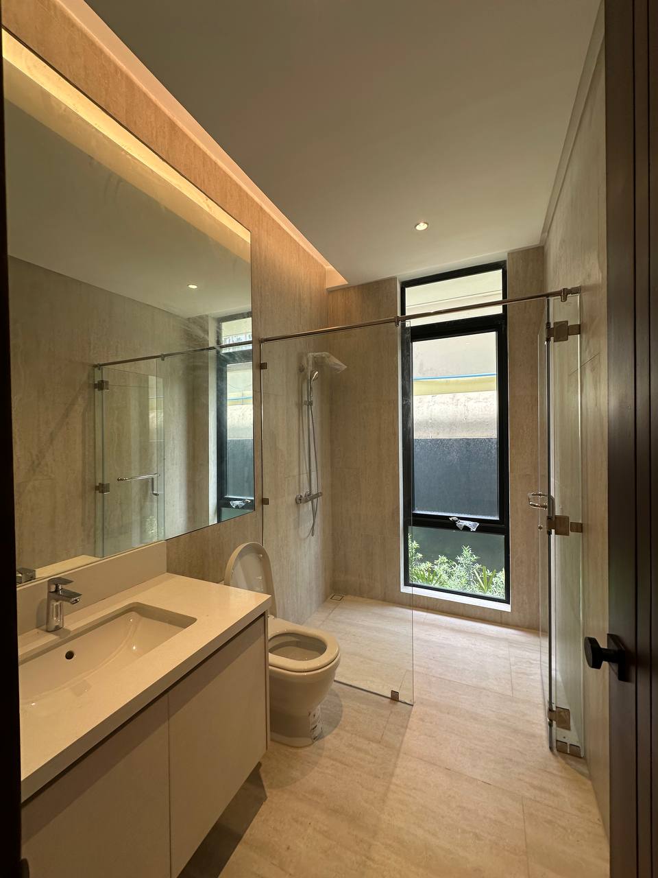 BALITOC ST AYALA ALABANG VILLAGE