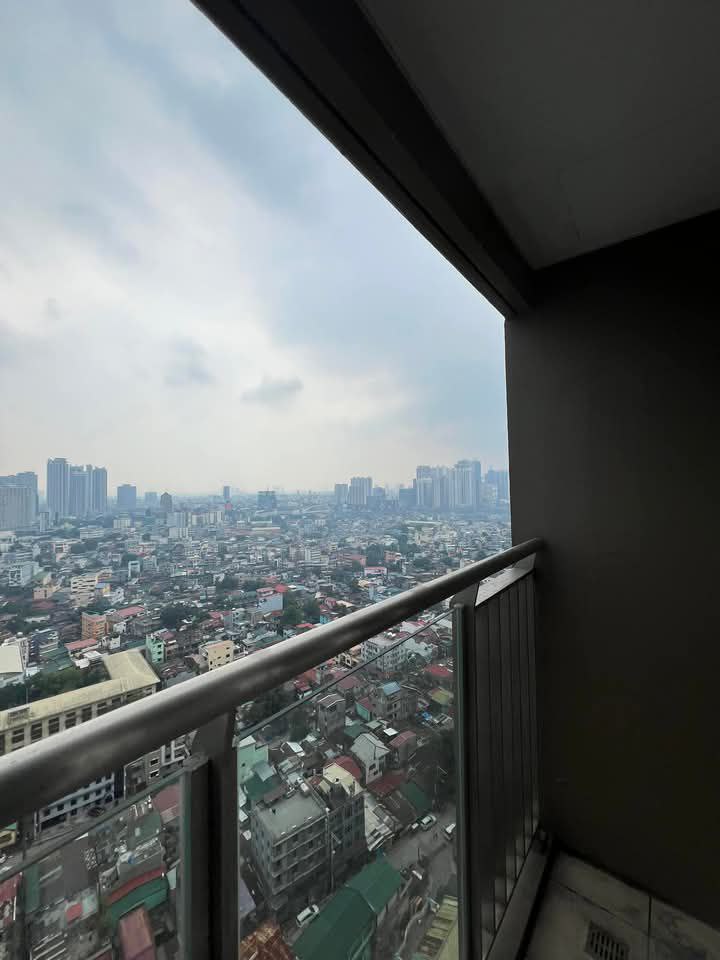 Apartment For Sale in Bonifacio Global City