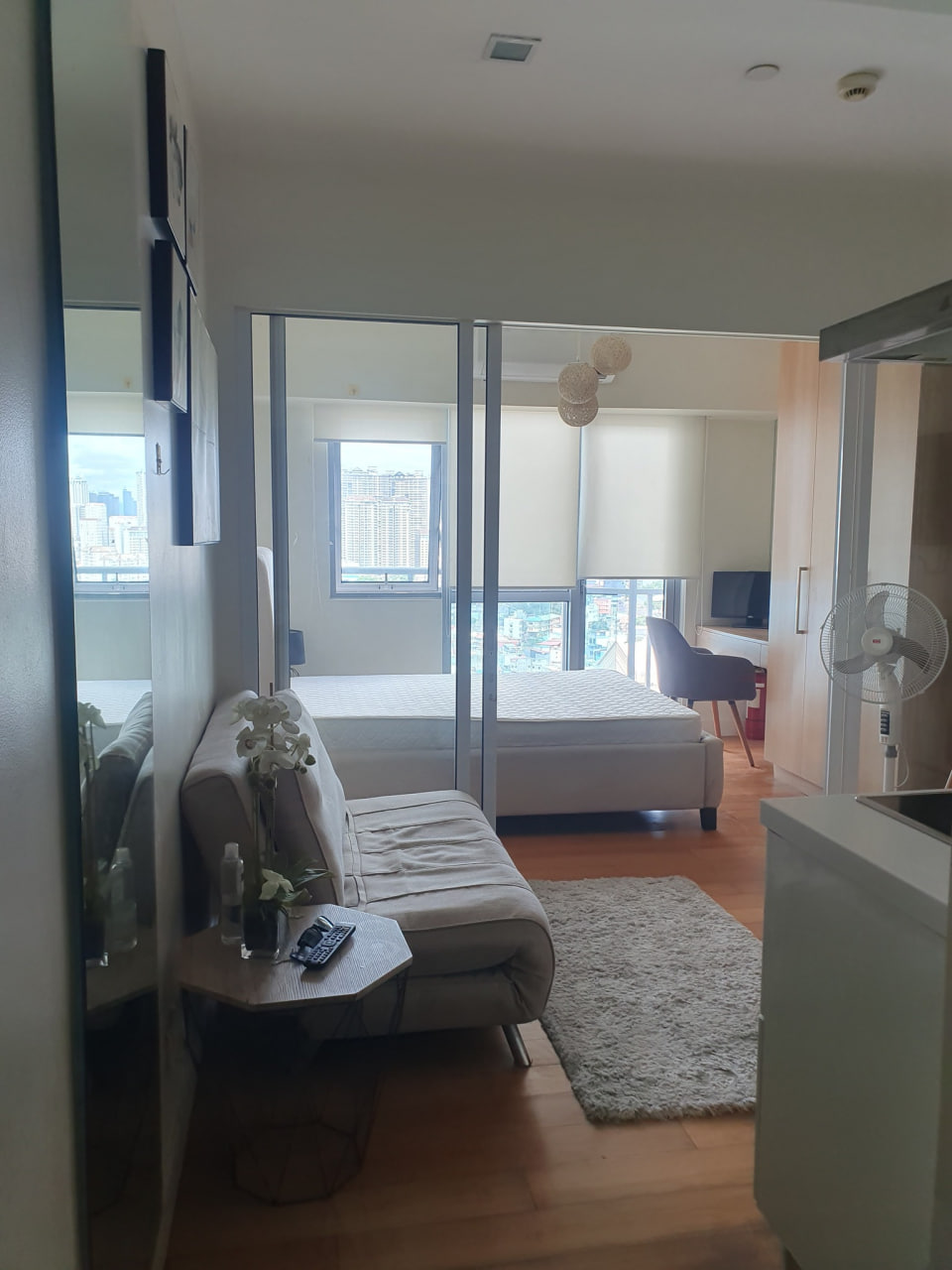 Acqua Private Residences	L