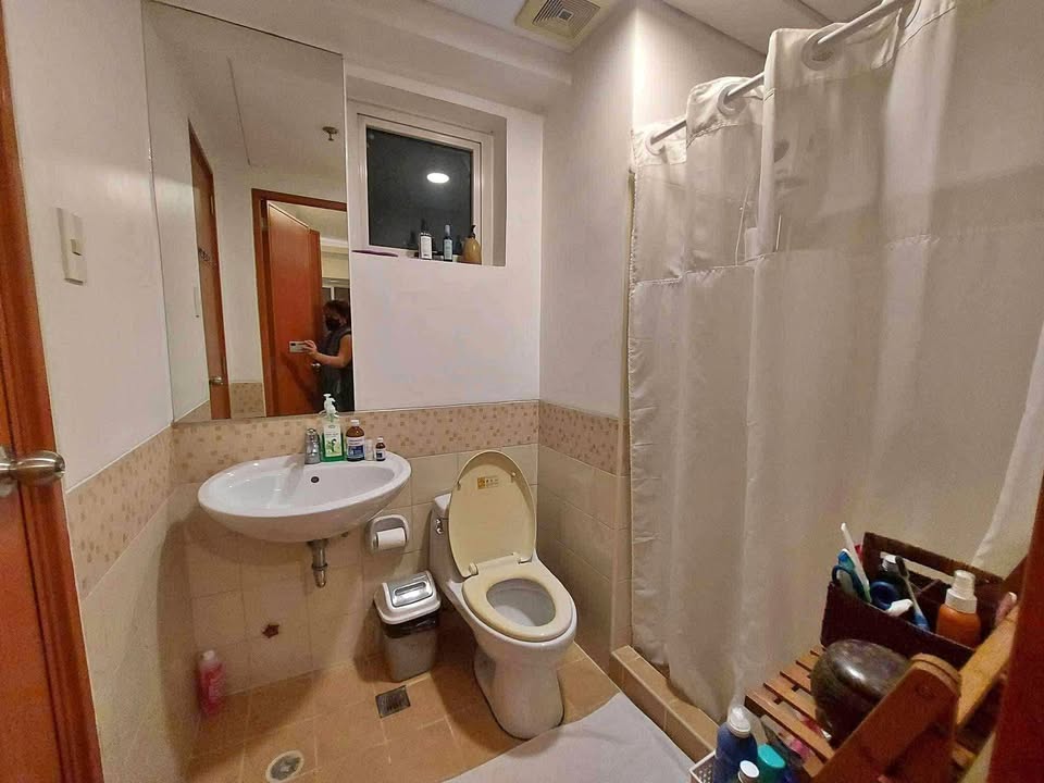 Condo For Sale in Merville