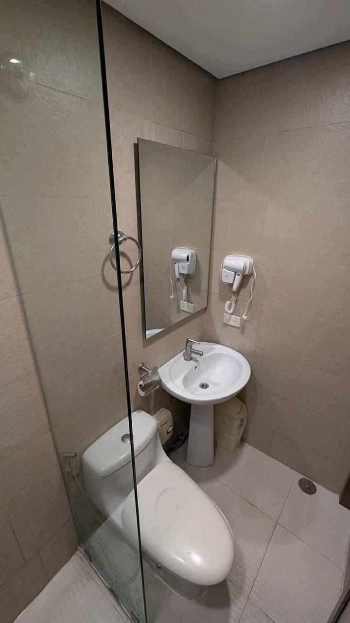 One Tagaytay Place Hotel Suites