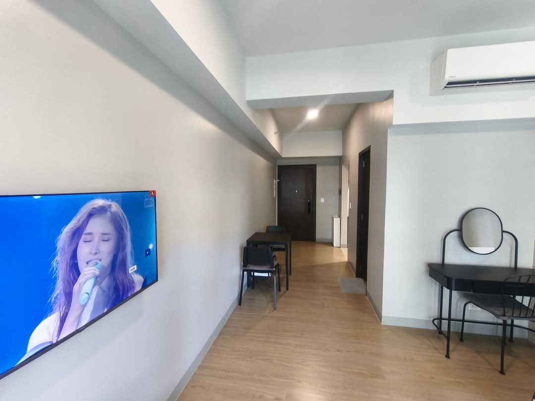 UPTOWN ARTS RESIDENCE