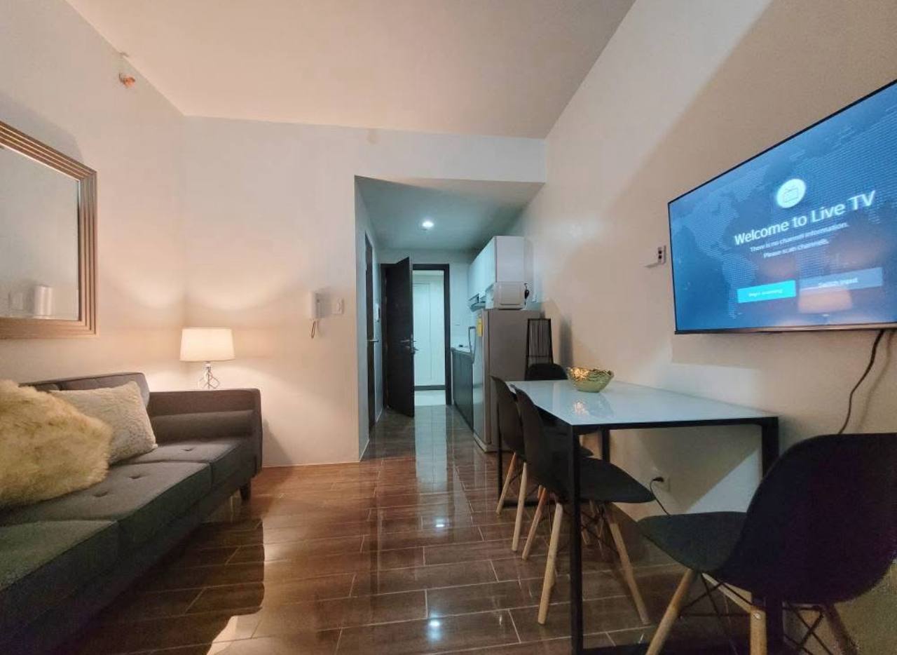 AIR RESIDENCES