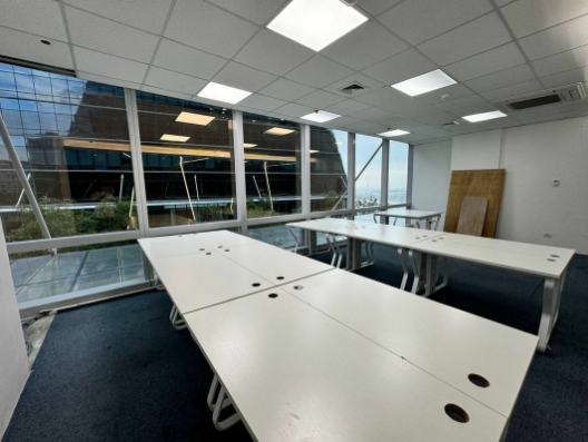 FIVE ECOM CENTER