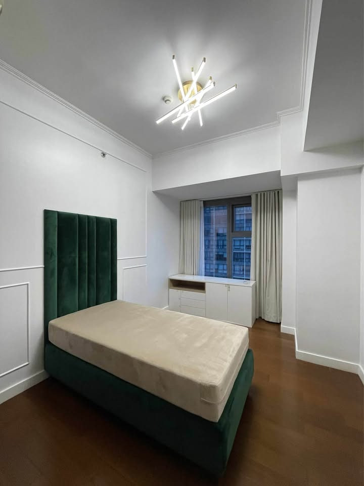 GRAND HYATT MANILA  RESIDENCES